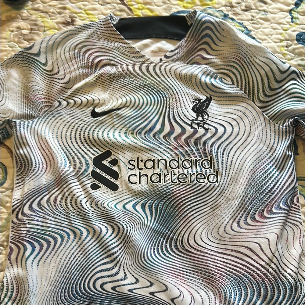 Nike Liverpool FC Graphic Jersey